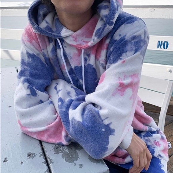feat tie dye sweatshirt